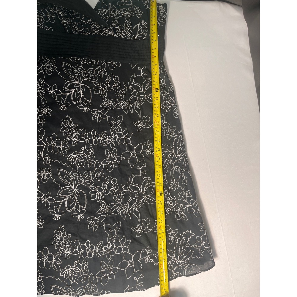 Studio 1940 Black White Floral Embroidered Cotton Halter Dress Womens 6 - Picture 5 of 6
